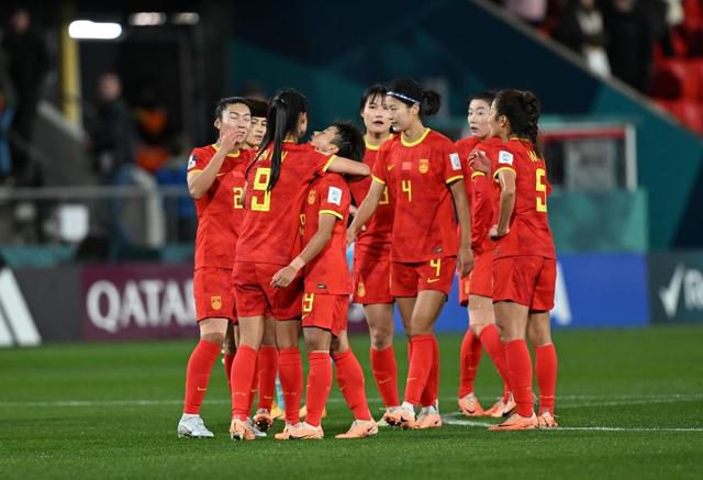 美女扒开部位