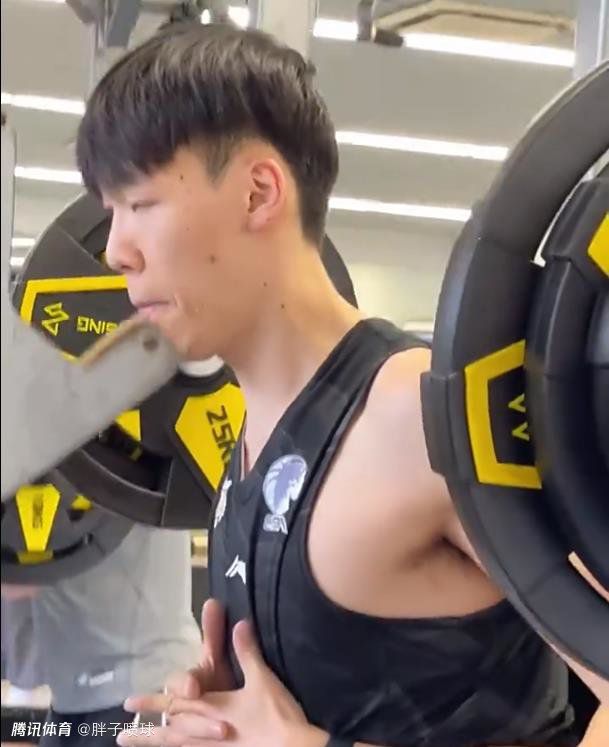 午夜电影亚洲精品一区