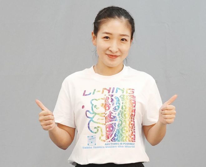 少妇把腿扒开让我添69式高潮